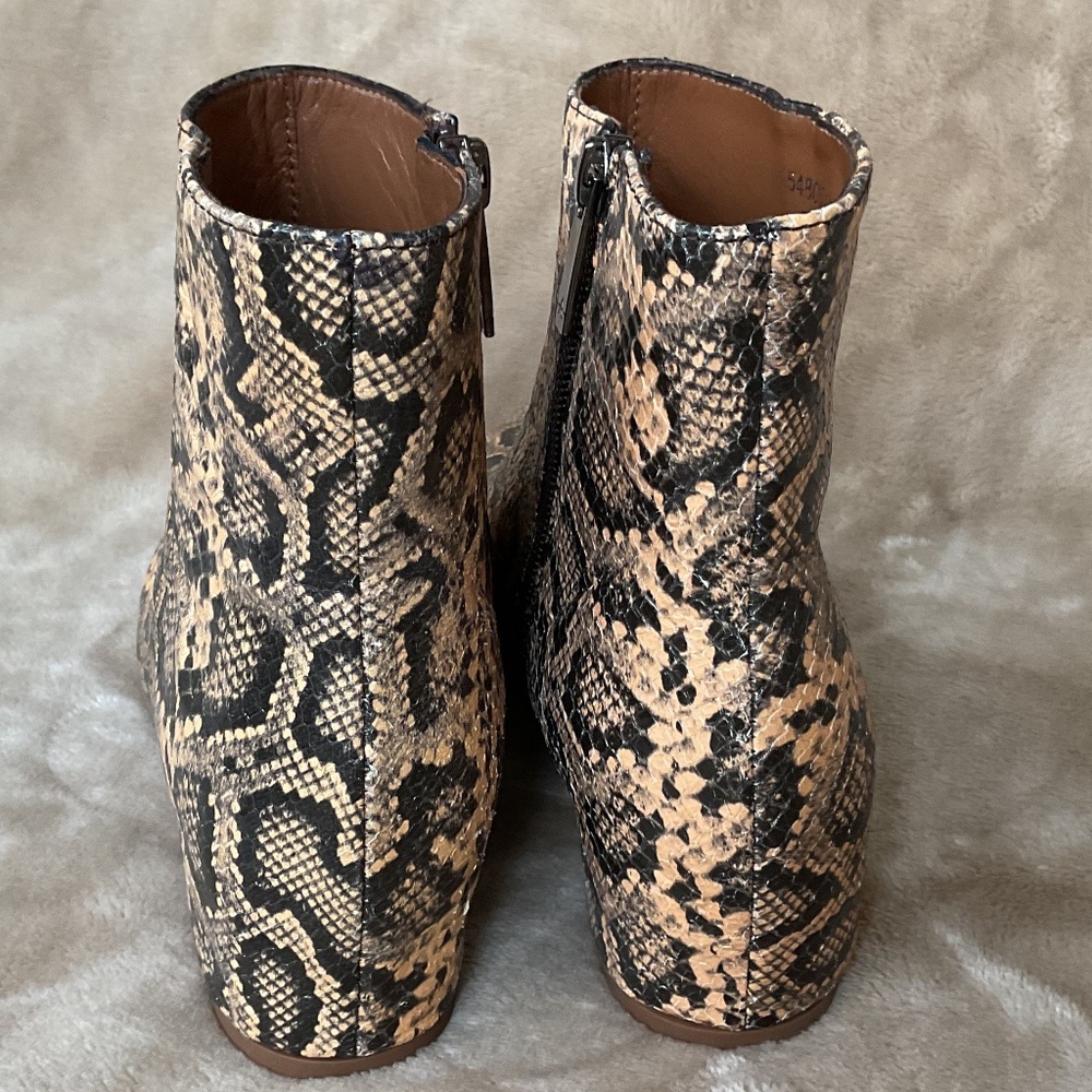 Aquatalia Ulyssa Snakeskin Ankle Boots size8 - Picture 7 of 12